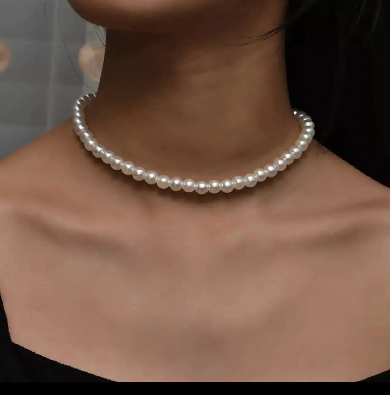 Rivoen Pearl Necklace